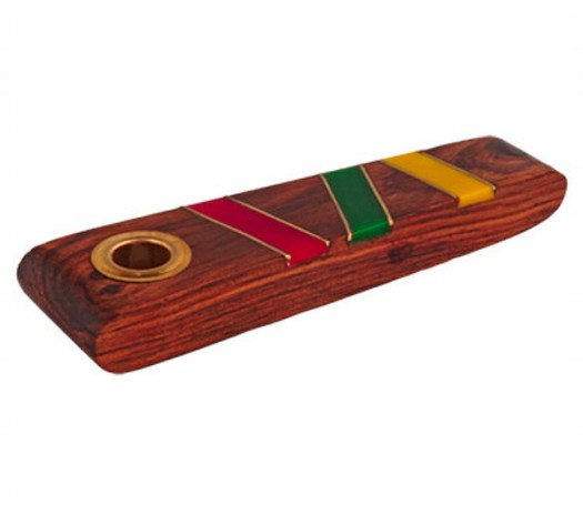 Babi pijp met rasta decoratie - Waterpijp-bong.nl