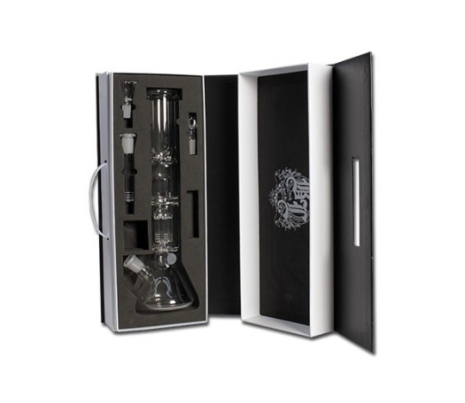 Black-Leaf-Boxed-Bong-Ice-Herbs-Oil