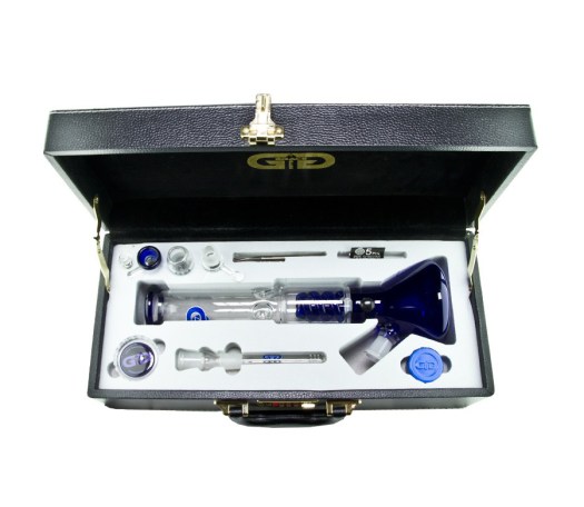 Blue Beaker GG Bong with Luxury leather Case